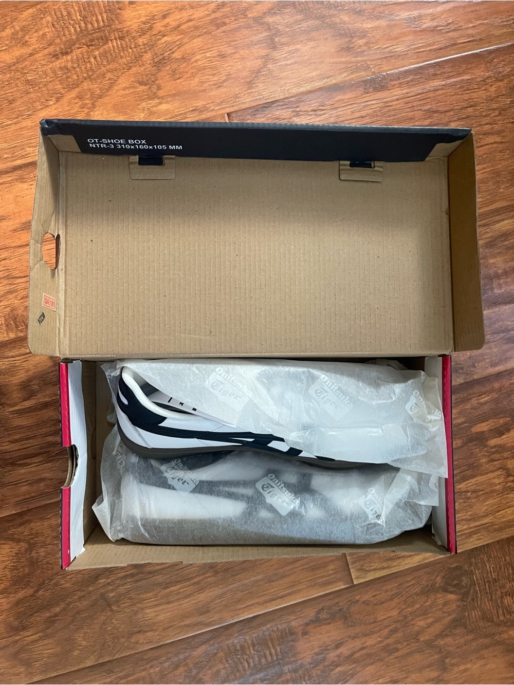 Onitsuka Tiger by Asics White Leather Sneakers with Black Stripes - Picture 6 of 15